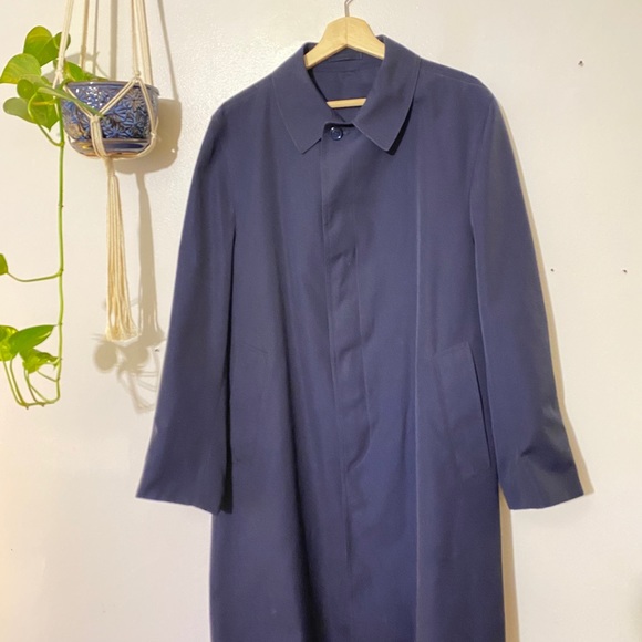 London Fog Trench Coat - Picture 6 of 8